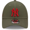lippikset-kaareva-vihrea-saadettava-nauha-9forty-stadium-food-new-york-yankees-mlb-new-era