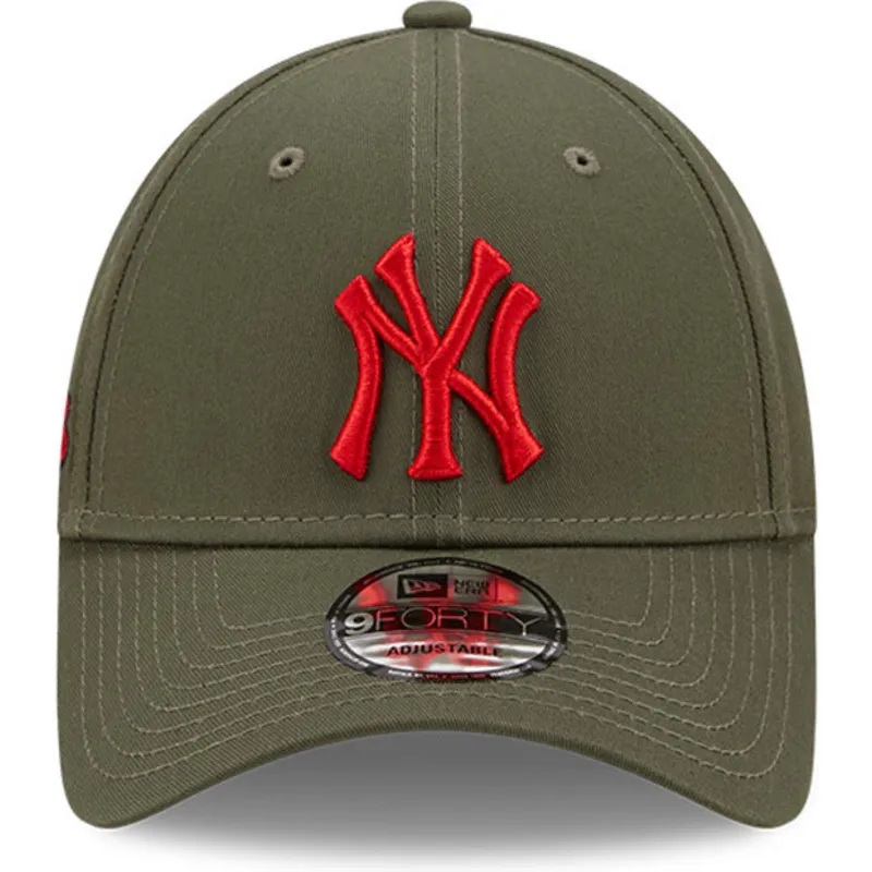 lippikset-kaareva-vihrea-saadettava-nauha-9forty-stadium-food-new-york-yankees-mlb-new-era