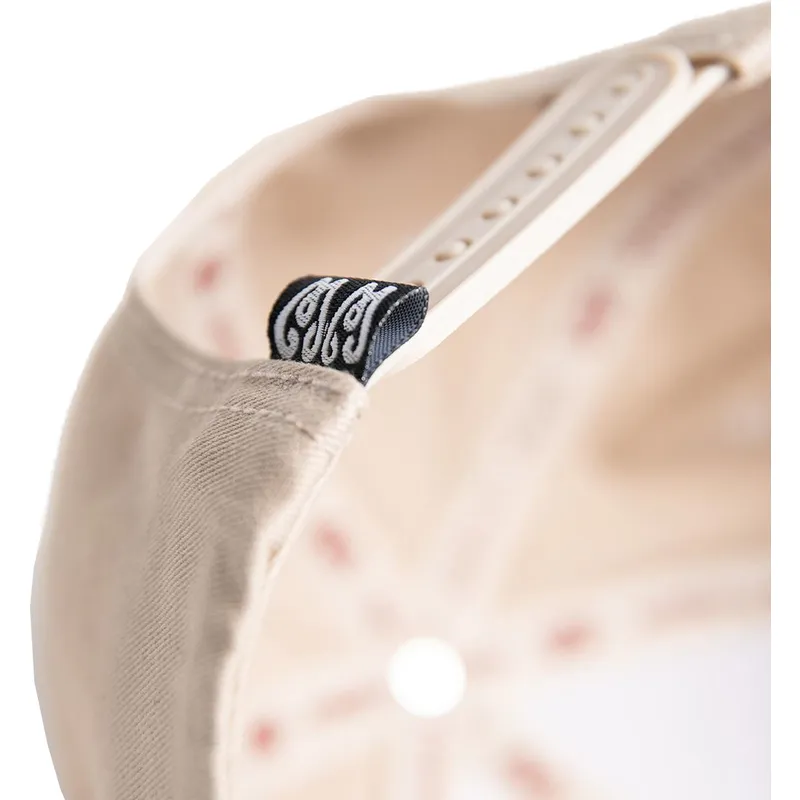 lippikset-littea-beige-snapback-skateboarding-ww24-wheels-and-waves