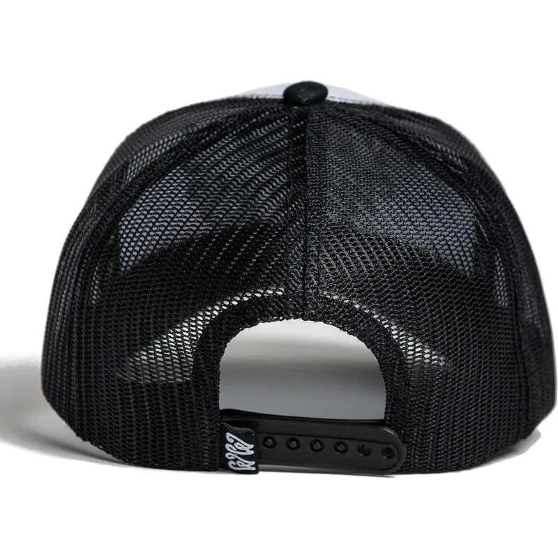 lippikset-kaareva-rekka-musta-snapback-nuts-bw-ww26-wheels-and-waves