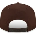 lippikset-littea-ruskea-snapback-9fifty-league-essential-new-york-yankees-mlb-new-era