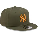 lippikset-littea-vihrea-snapback-9fifty-league-essential-new-york-yankees-mlb-new-era