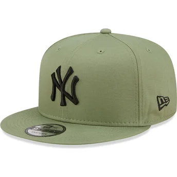 lippikset-littea-vihrea-snapback-9fifty-league-essential-new-york-yankees-mlb-new-era