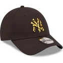 lippikset-kaareva-musta-saadettava-nauha-9forty-seasonal-infill-new-york-yankees-mlb-new-era