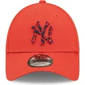 lippikset-kaareva-punainen-saadettava-nauha-9forty-seasonal-infill-new-york-yankees-mlb-new-era