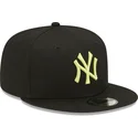 lippikset-littea-musta-snapback-9fifty-league-essential-new-york-yankees-mlb-new-era
