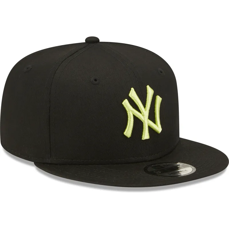 lippikset-littea-musta-snapback-9fifty-league-essential-new-york-yankees-mlb-new-era