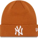 lakit-ruskea-league-essential-cuff-new-york-yankees-mlb-new-era