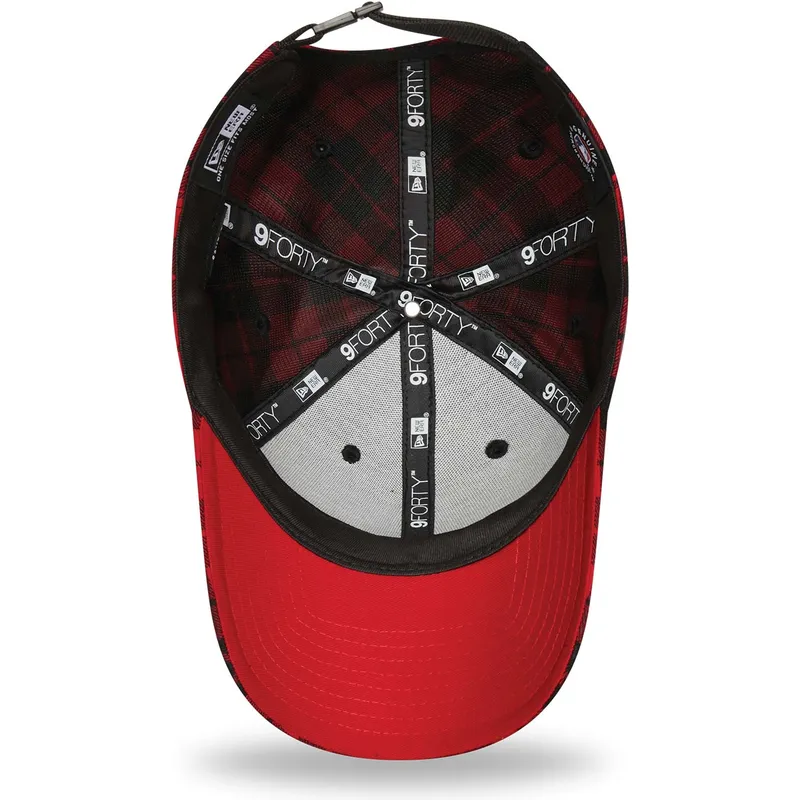 lippikset-kaareva-punainen-saadettava-nauha-9forty-plaid-boston-red-sox-mlb-new-era lippikset-kaareva-punainen-saadettava-nauha-9forty-plaid-boston-red-sox-mlb-new-era