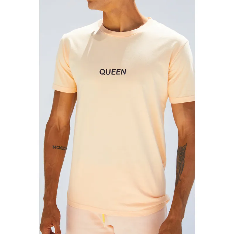t-paidat-lyhythihainen-vaaleanpunainen-rosa-queen-sweet-comb-the-farm-goorin-bros