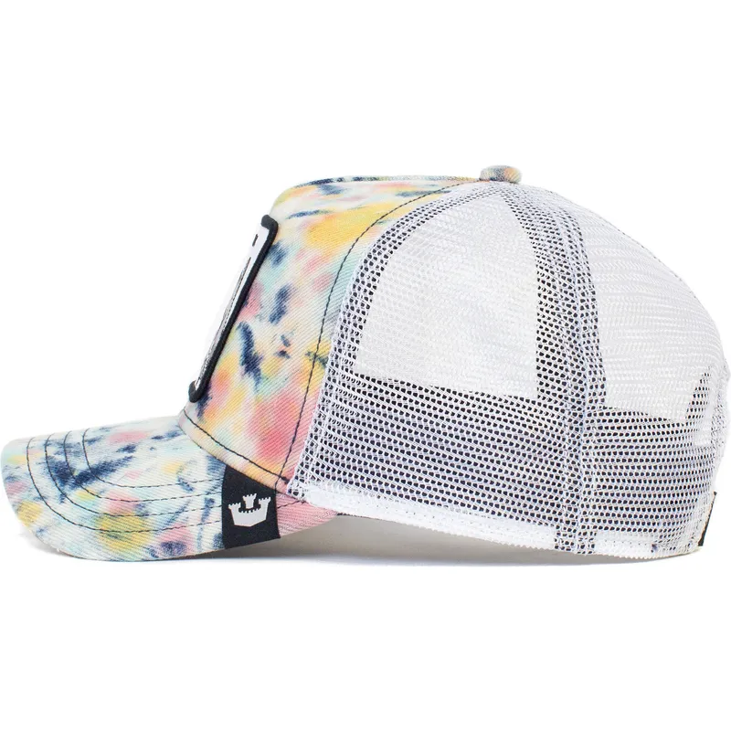 lippikset-kaareva-rekka-valkoinen-snapback-shark-tie-dye-the-farm-goorin-bros lippikset-kaareva-rekka-valkoinen-snapback-shark-tie-dye-the-farm-goorin-bros