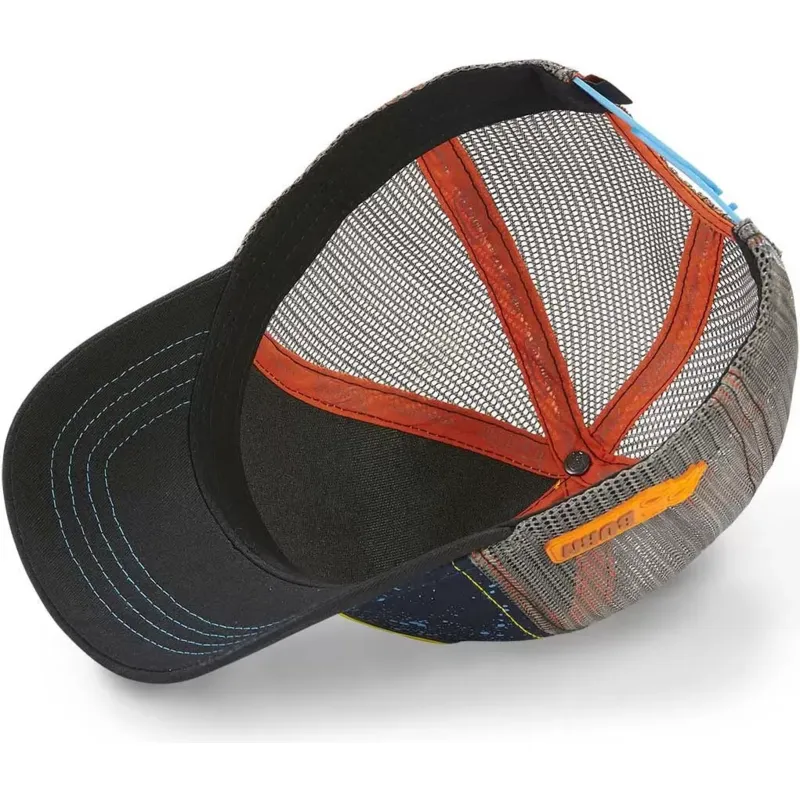 lippikset-kaareva-rekka-sininen-snapback-amel-yel-von-dutch
