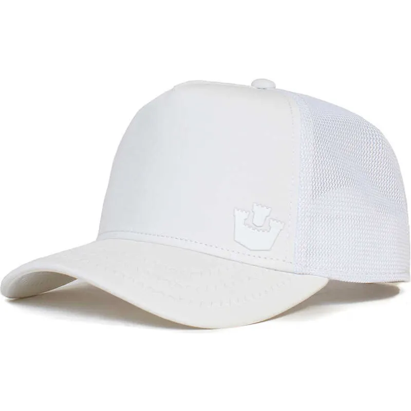 lippikset-kaareva-rekka-valkoinen-snapback-gateway-the-farm-goorin-bros
