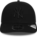 lippikset-kaareva-musta-snapback-9fifty-tonal-stretch-snap-new-york-yankees-mlb-new-era