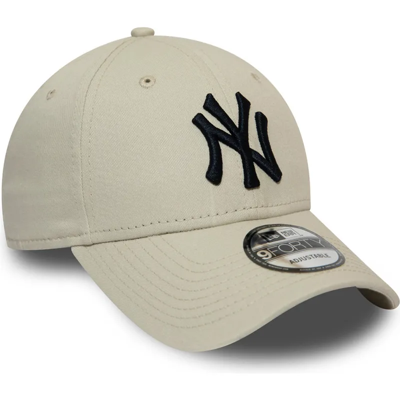 lippikset-kaareva-beige-saadettava-nauha-9forty-league-essential-new-york-yankees-mlb-new-era lippikset-kaareva-beige-saadettava-nauha-9forty-league-essential-new-york-yankees-mlb-new-era