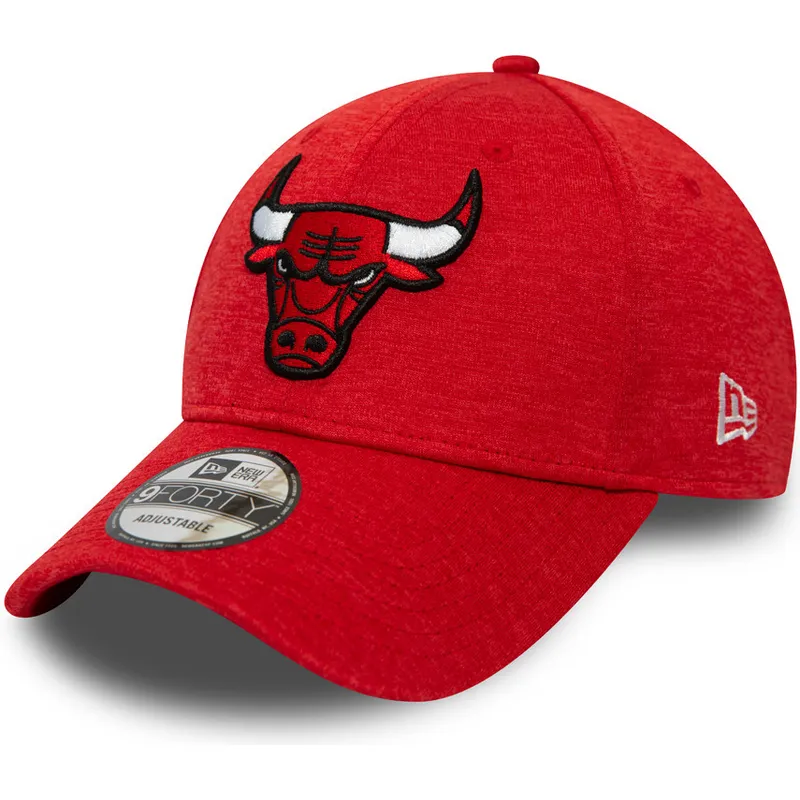 lippikset-kaareva-punainen-saadettava-nauha-9forty-shadow-tech-chicago-bulls-nba-new-era lippikset-kaareva-punainen-saadettava-nauha-9forty-shadow-tech-chicago-bulls-nba-new-era