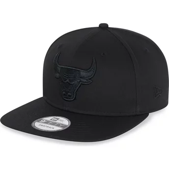 New Era Flat Brim Black Logo 9FIFTY Chicago Bulls NBA Black Snapback Cap