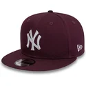 lippikset-littea-punainen-snapback-9fifty-essential-new-york-yankees-mlb-new-era