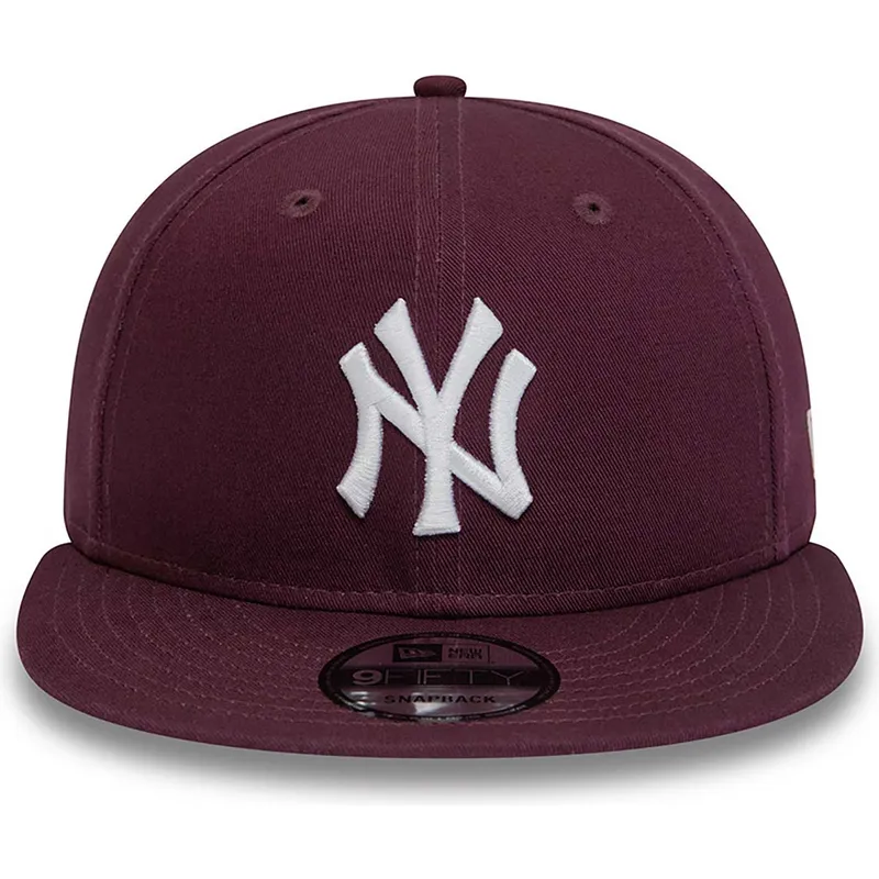 lippikset-littea-punainen-snapback-9fifty-essential-new-york-yankees-mlb-new-era