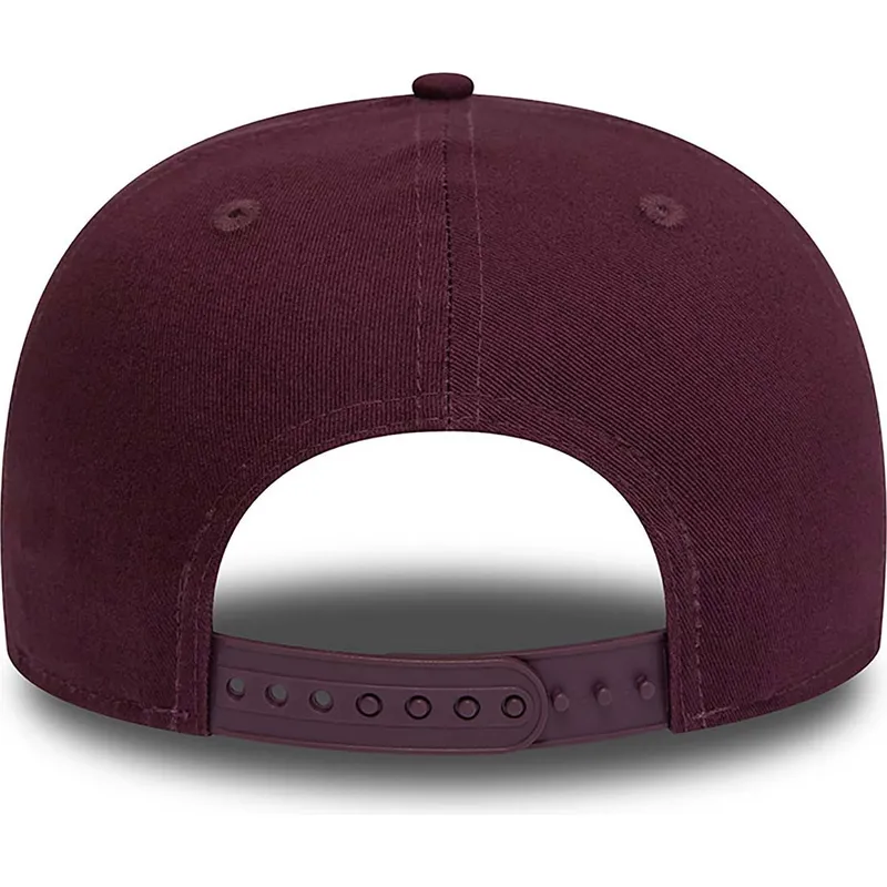 lippikset-littea-punainen-snapback-9fifty-essential-new-york-yankees-mlb-new-era