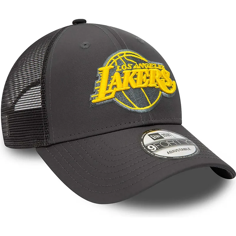 lippikset-kaareva-rekka-harmaa-saadettava-nauha-9forty-home-field-los-angeles-lakers-nba-new-era lippikset-kaareva-rekka-harmaa-saadettava-nauha-9forty-home-field-los-angeles-lakers-nba-new-era