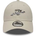 lippikset-kaareva-beige-saadettava-nauha-9forty-bugs-bunny-looney-tunes-new-era