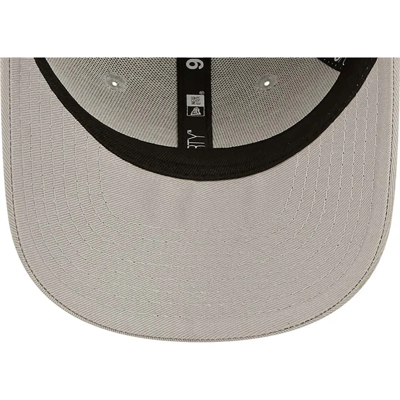 cap-kaareva-beige-adjustable-strap-lapsille-9forty-league-essential-chicago-white-sox-mlb-new-era cap-kaareva-beige-adjustable-strap-lapsille-9forty-league-essential-chicago-white-sox-mlb-new-era
