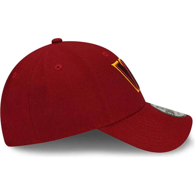 lippikset-kaareva-punainen-saadettava-nauha-9forty-the-league-washington-commanders-nfl-new-era