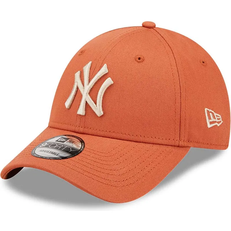 lippikset-kaareva-oranssi-saadettava-nauha-9forty-league-essential-new-york-yankees-mlb-new-era lippikset-kaareva-oranssi-saadettava-nauha-9forty-league-essential-new-york-yankees-mlb-new-era