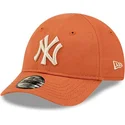 lippikset-kaareva-oranssi-saadettava-nauha-lapsille-9forty-league-essential-new-york-yankees-mlb-new-era