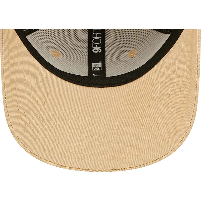 lippikset-kaareva-beige-saadettava-nauha-lapsille-9forty-league-essential-new-york-yankees-mlb-new-era