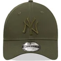 lippikset-kaareva-vihrea-snapback-9forty-league-essential-new-york-yankees-mlb-new-era