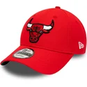 lippikset-kaareva-punainen-saadettava-nauha-9forty-team-side-patch-chicago-bulls-nba-new-era