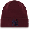 lakit-punainen-cuff-league-essential-new-york-yankees-mlb-new-era