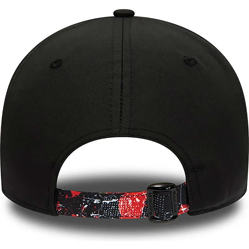 lippikset-kaareva-musta-saadettava-nauha-9forty-print-infill-chicago-bulls-nba-new-era