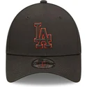 lippikset-kaareva-musta-saadettava-nauha-9forty-team-outline-los-angeles-dodgers-mlb-new-era