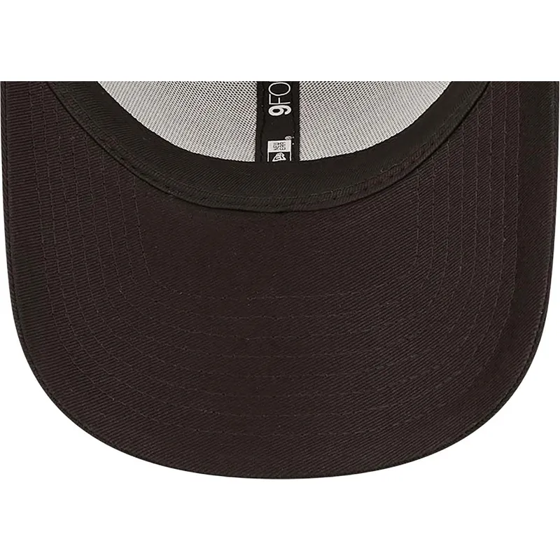 lippikset-kaareva-musta-saadettava-nauha-9forty-league-essential-new-york-yankees-mlb-new-era