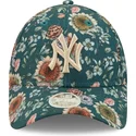 lippikset-kaareva-vihrea-saadettava-nauha-9forty-all-over-print-floral-new-york-yankees-mlb-new-era