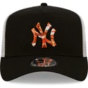 lippikset-kaareva-rekka-musta-snapback-a-frame-seasonal-infill-new-york-yankees-mlb-new-era