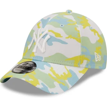 New Era Curved Brim 9FORTY All Over Print Seasonal New York Yankees MLB Green Adjustable Cap