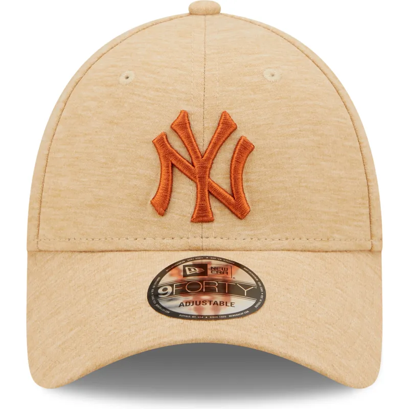 lippikset-kaareva-ruskea-saadettava-nauha-9forty-jersey-essential-new-york-yankees-mlb-new-era