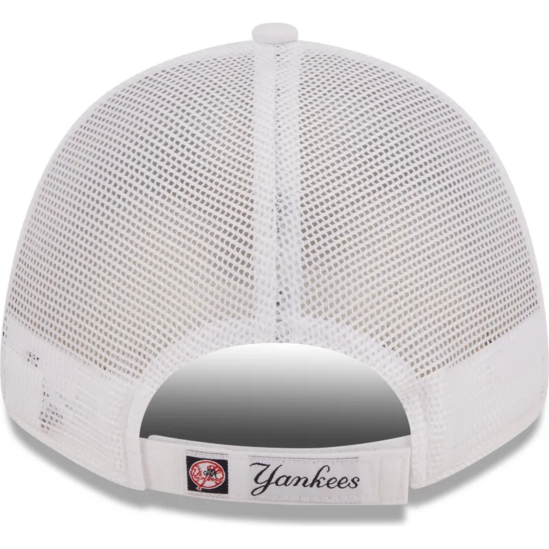 lippikset-kaareva-rekka-valkoinen-saadettava-nauha-a-frame-home-field-new-york-yankees-mlb-new-era lippikset-kaareva-rekka-valkoinen-saadettava-nauha-a-frame-home-field-new-york-yankees-mlb-new-era