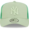 lippikset-kaareva-rekka-vihrea-snapback-a-frame-tonal-mesh-new-york-yankees-mlb-new-era