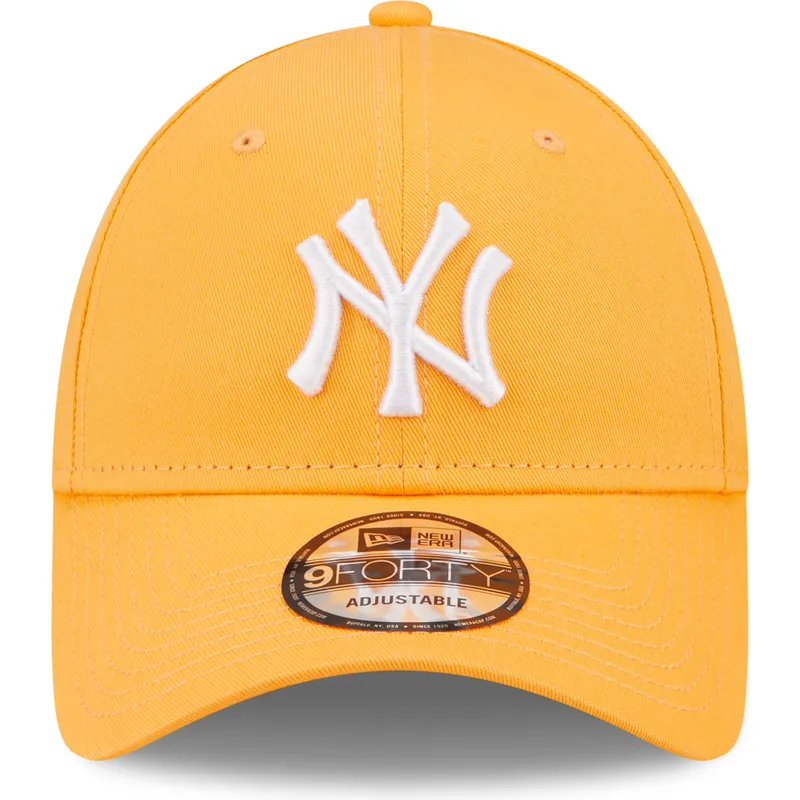 lippikset-kaareva-oranssi-saadettava-nauha-9forty-league-essential-new-york-yankees-mlb-new-era lippikset-kaareva-oranssi-saadettava-nauha-9forty-league-essential-new-york-yankees-mlb-new-era