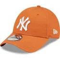 lippikset-kaareva-oranssi-saadettava-nauha-9forty-league-essential-new-york-yankees-mlb-new-era