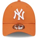 lippikset-kaareva-oranssi-saadettava-nauha-9forty-league-essential-new-york-yankees-mlb-new-era