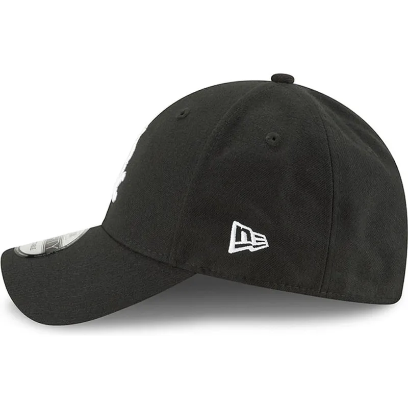 lippikset-kaareva-musta-saadettava-nauha-9forty-the-league-chicago-white-sox-mlb-new-era lippikset-kaareva-musta-saadettava-nauha-9forty-the-league-chicago-white-sox-mlb-new-era