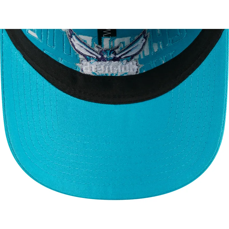 lippikset-kaareva-sininen-saadettava-nauha-9twenty-draft-edition-2023-charlotte-hornets-nba-new-era