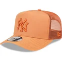 lippikset-kaareva-rekka-ruskea-snapback-a-frame-tech-ripstop-new-york-yankees-mlb-new-era