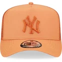 lippikset-kaareva-rekka-ruskea-snapback-a-frame-tech-ripstop-new-york-yankees-mlb-new-era